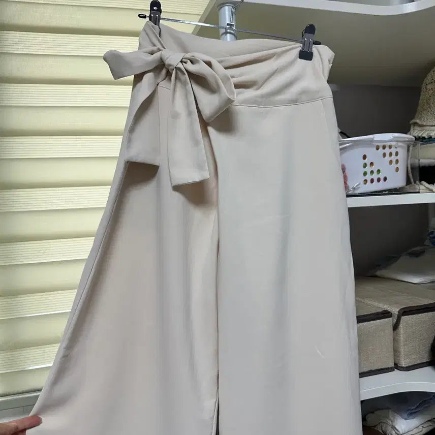 [BUNJANG] Ivory Wrap Wide Slacks / 아이보리 랩 와이드 슬랙스