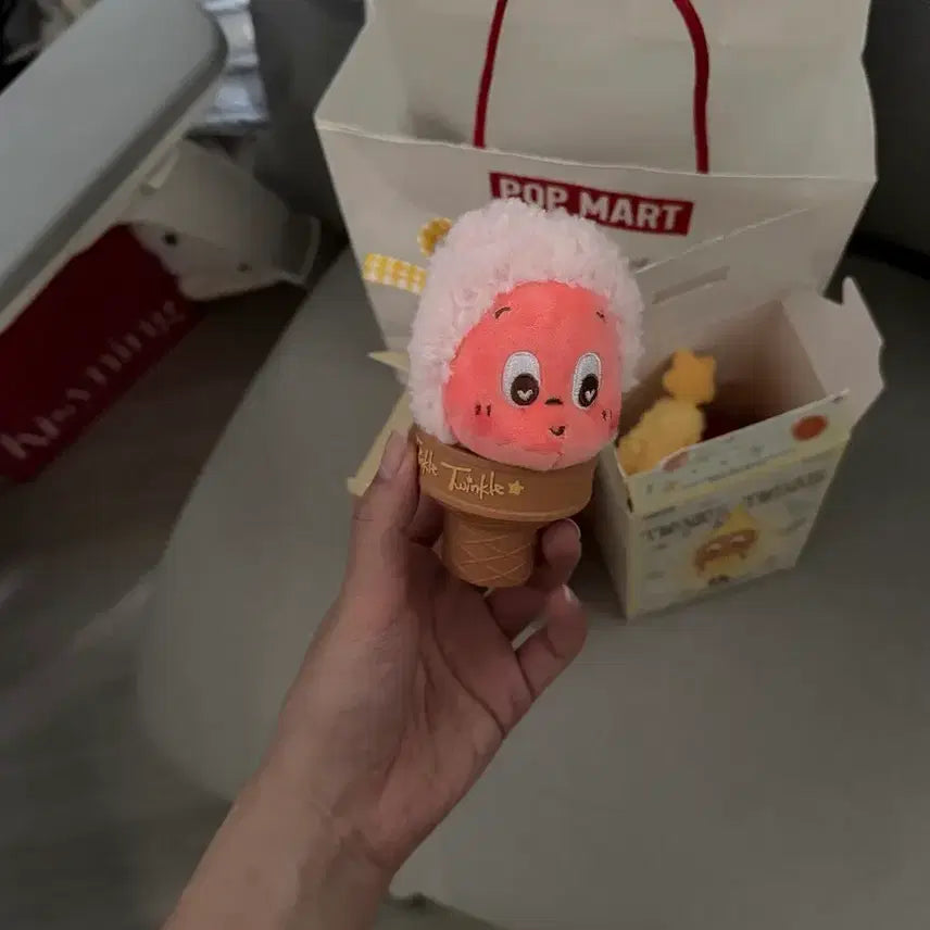[BUNJANG] Pop Mart Twinkle Keyring / 팝마트 트윙클 키링