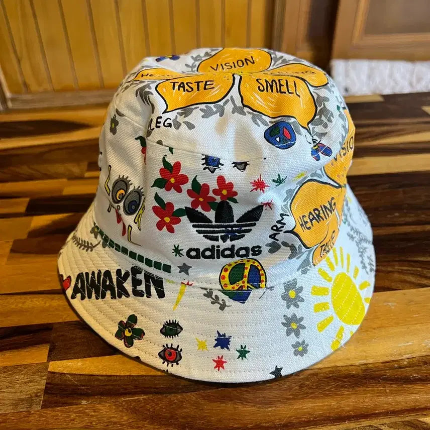 [BUNJANG] Adidas x Pharrell Williams Reversible Bucket Hat / 아디다스X퍼렐 윌리엄스 리버시블 버킷햇