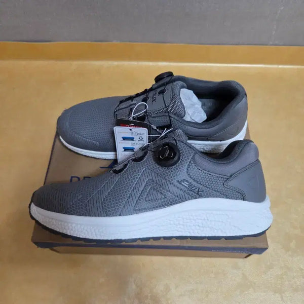 [BUNJANG] Pro-Worldcup Dial Running Shoes Men's Size 275 / 프로월드컵 다이얼 런닝화 새제품. 텍가 178,000원 남성 275