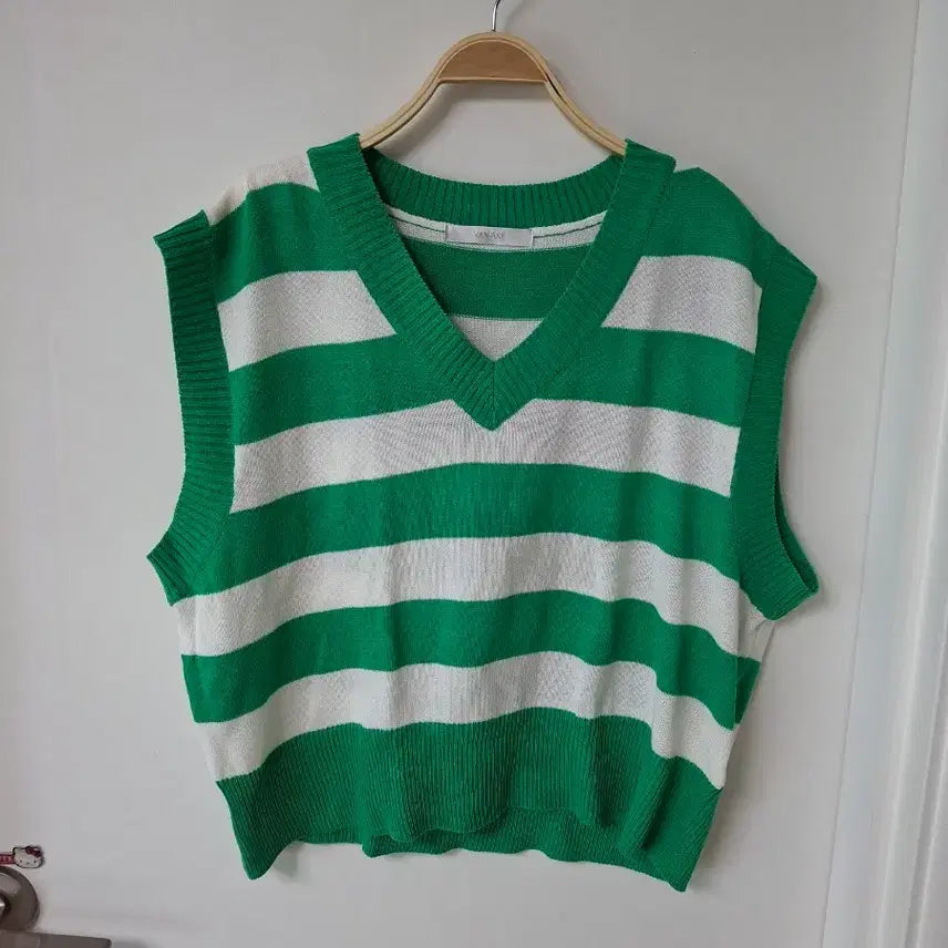 [BUNJANG] BANEIK Striped Sleeveless Vest / 반에이크  베스트 55~77
