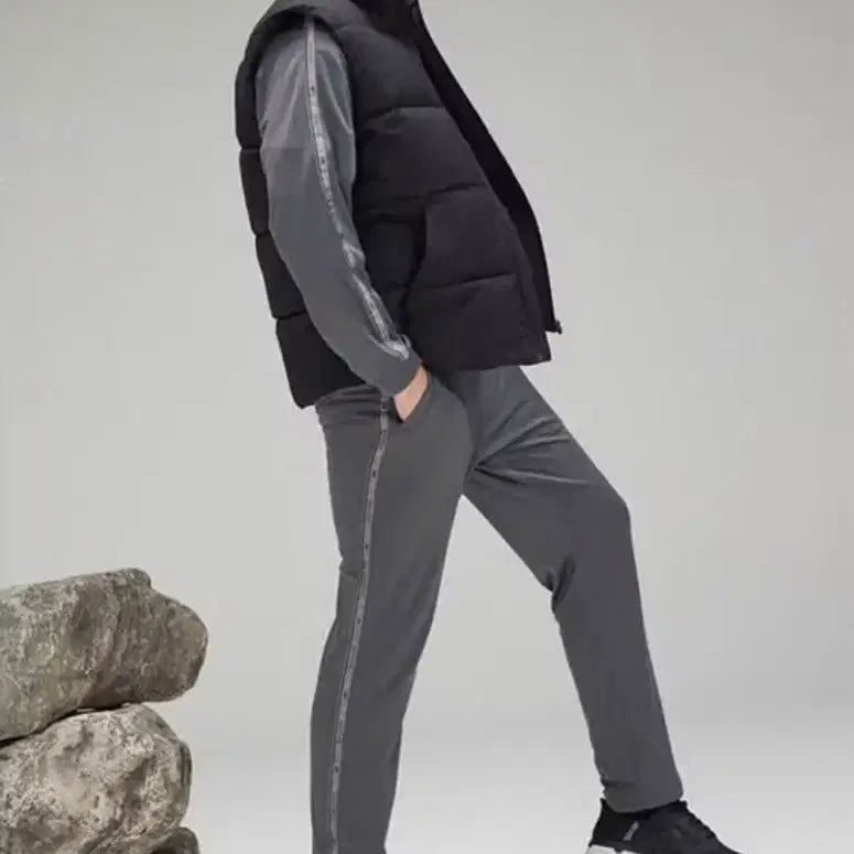 [BUNJANG] Skechers Unisex Training Pants Grey / <새상품>스케쳐스 남녀공용 트레이닝 하의 그레이(90,100,110)
