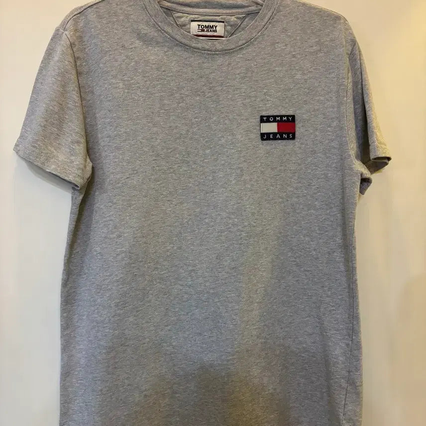 [BUNJANG] Tommy Jeans Basic Logo T-Shirt Grey Medium / 타미진스 반팔 티셔츠 그레이 M (남여)