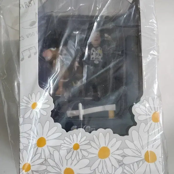 [BUNJANG] G-Dragon PEACEMINUSONE Record Figure Buddy Woods Alien / 토이스토리 더퍼스트팬 지드래곤 피스마이너스원 레코드 피규어 버디우즈알린