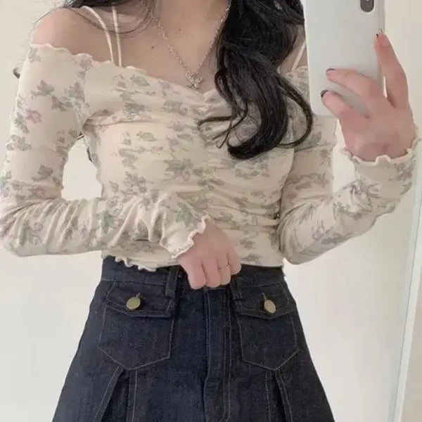 [BUNJANG] Minipoe Vanilla Flower Pattern Shirring Cropped Long Sleeve Top / 미니포에 바닐라 크롭 탑 플라워 패턴 셔링 크롭 티셔츠 꽃무늬 긴팔티
