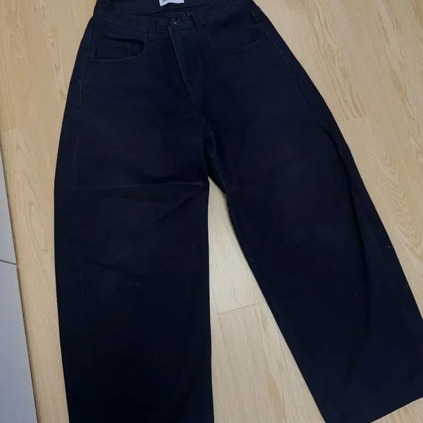 [BUNJANG] Milo Archive Reflect Curved Pants Navy / 밀로 아카이브 리플렉트 커브드 팬츠 네이비