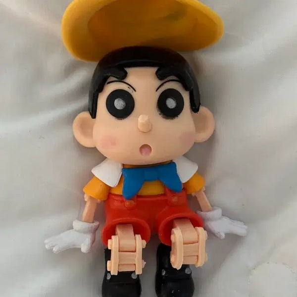 [BUNJANG] Crayon Shin-chan Pinocchio Plush Toy / 크레용신짱 피노키오 인형