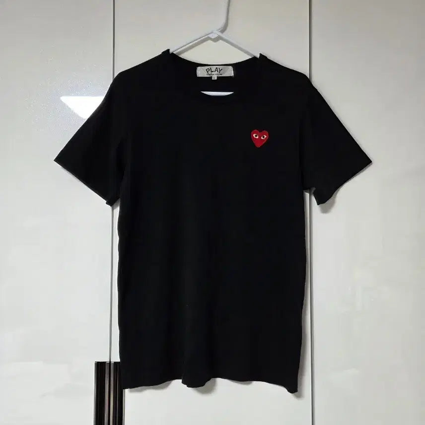 [BUNJANG] Comme des Garçons PLAY Women's Black T-Shirt (L) / 꼼데가르송 플레이 여성 반팔티 블랙L