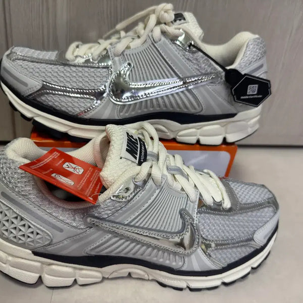 [BUNJANG] Nike Zoom Vomero 5 Photon Dust Gridiron DH8230-001 / 나이키 줌 보메로 5 포톤 더스트 그리드아이언 HJ3758-001