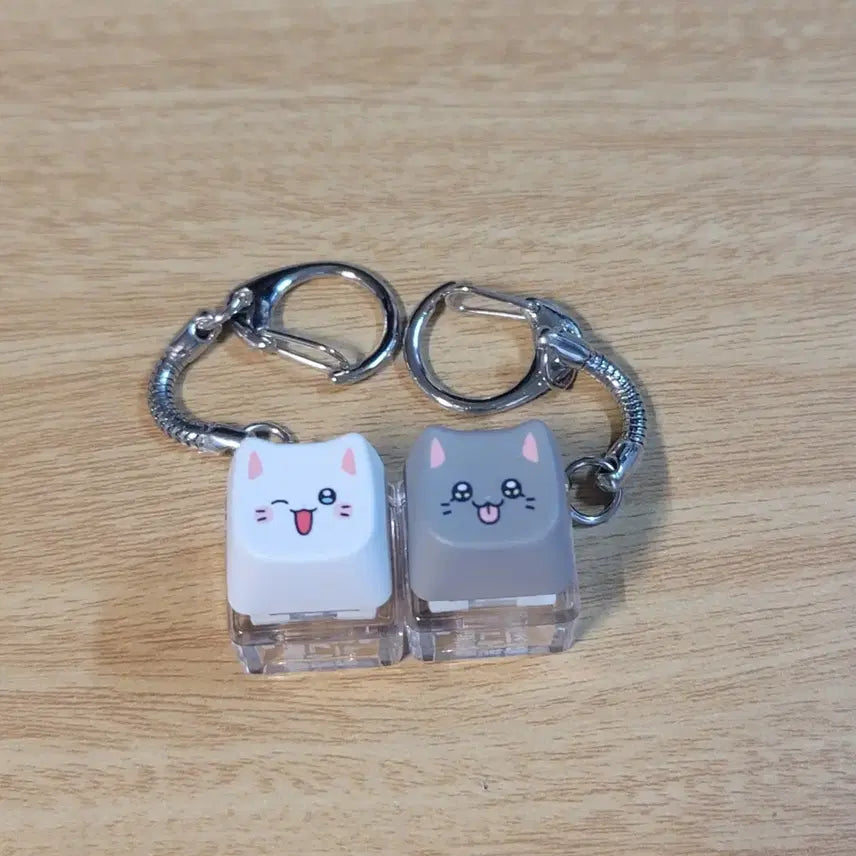 [BUNJANG] Paik's Coffee Choonbae Keyring Set / 빽다방 춘배 키캡 키링 2종