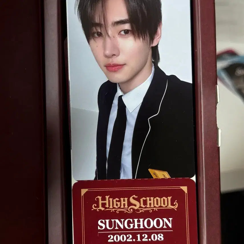 [BUNJANG] Enhypen World High School Basic Sunghoon Full Set / 엔하이픈 월드 하이스쿨 베이직 성훈 전구성품 양도
