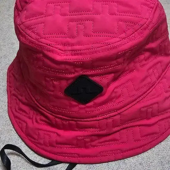 [BUNJANG] J.Lindeberg Quilted Pink Bucket Hat / 제이린드버그골프모자(새거)