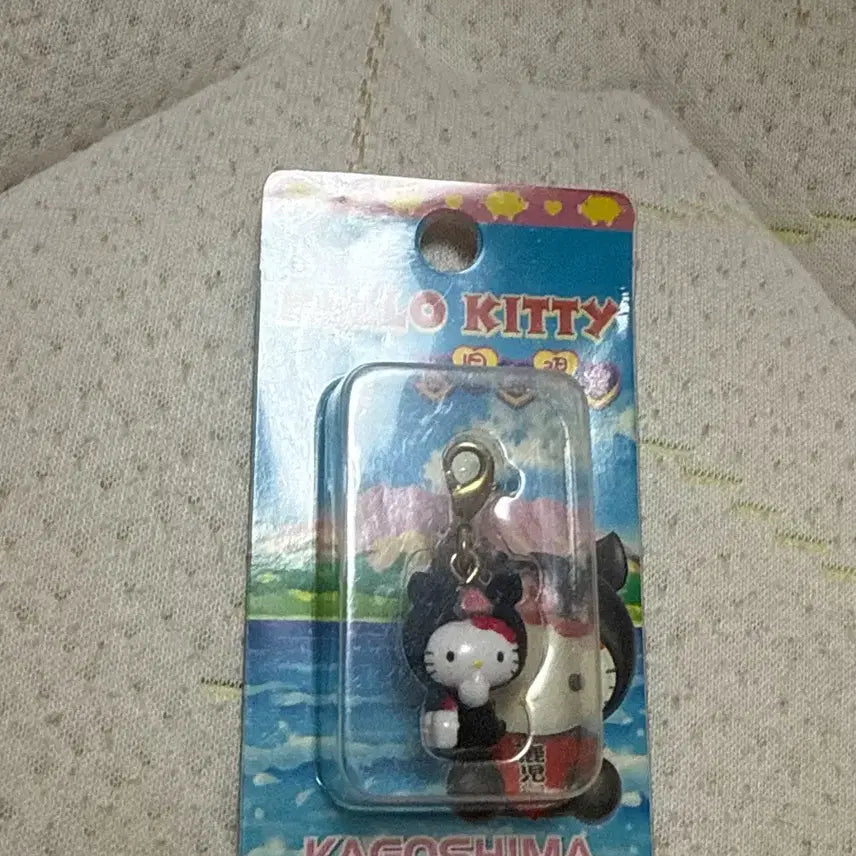[BUNJANG] Sanrio Hello Kitty Kagoshima Limited Edition Strap (2003) / 산리오 헬로키티 일본 한정 가고시마 스트랩 미개봉