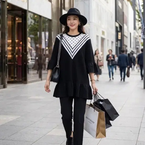 [BUNJANG] CC Collection Black Dot Knit Tee / CC 콜렉션 블랙 도트니트티
