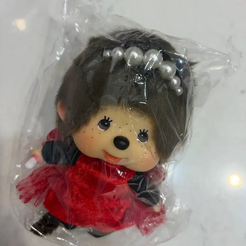 [BUNJANG] Hong Kong Pearl Red Ribbon Big Head Monchhichi Keyring / 홍콩 진주 레드리본 왕대두 몬치치 키링