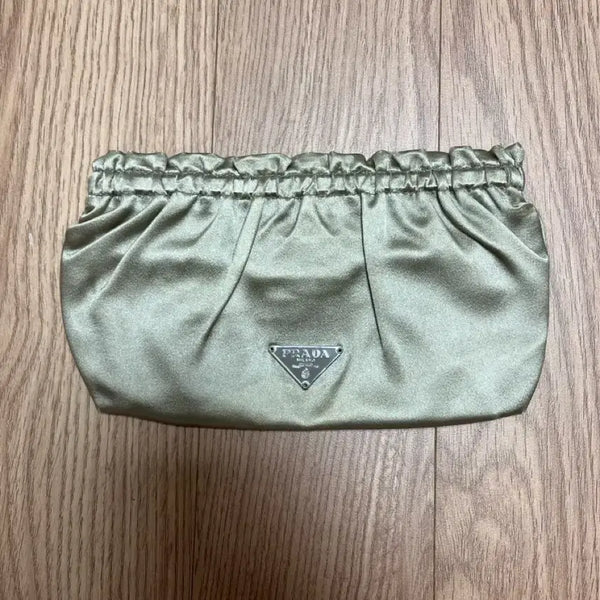 [BUNJANG] Prada Satin Mini Pouch Gold / 프라다 PRADA 새틴 미니 파우치 골드