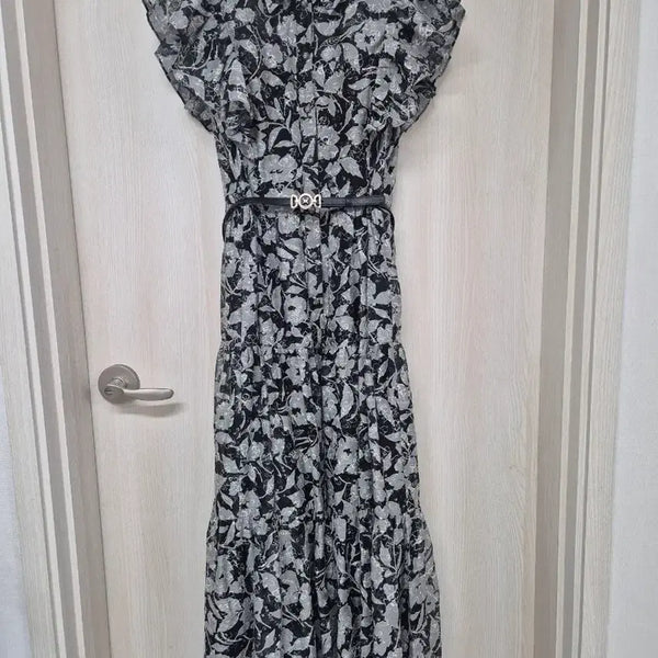 [BUNJANG] MOJO.S.PHINE Frill Sleeve Dress / 모조에스핀 프릴 소매원피스