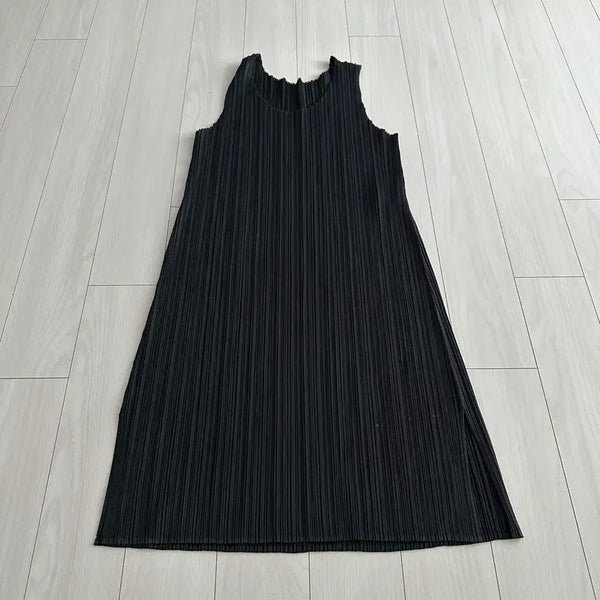 [BUNJANG] Pleats Please Sleeveless Midi Dress Black / 플리츠플리즈 나시 원피스
