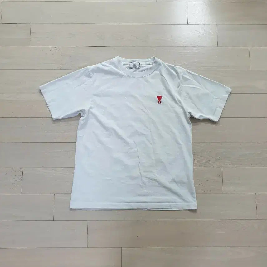 [BUNJANG] AMI Heart Logo White T-Shirt / 아미 하트 로고 화이트 반팔티