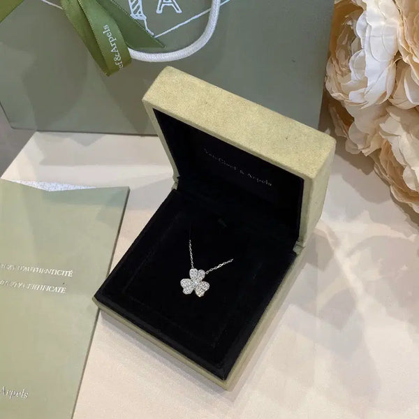 [BUNJANG] Van Cleef & Arpels Frivole Mini Flower Diamond Necklace 18K White Gold 40cm / 반클리프 아펠 프리볼 미니 꽃 다이아 목걸이 화이트골드 40cm
