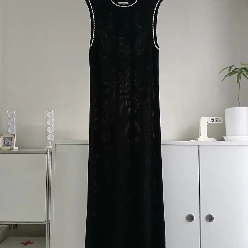 [BUNJANG] COS Black Knit Long Dress / COS 블랙 니트 롱 원피스