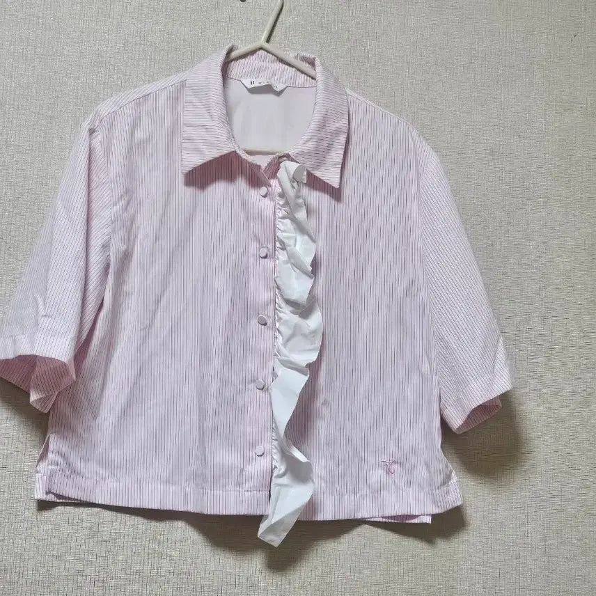 [BUNJANG] It MICHAA Pink Stripe Frill Blouse / 잇미샤 핑크 스트라이프 프릴 블라우스