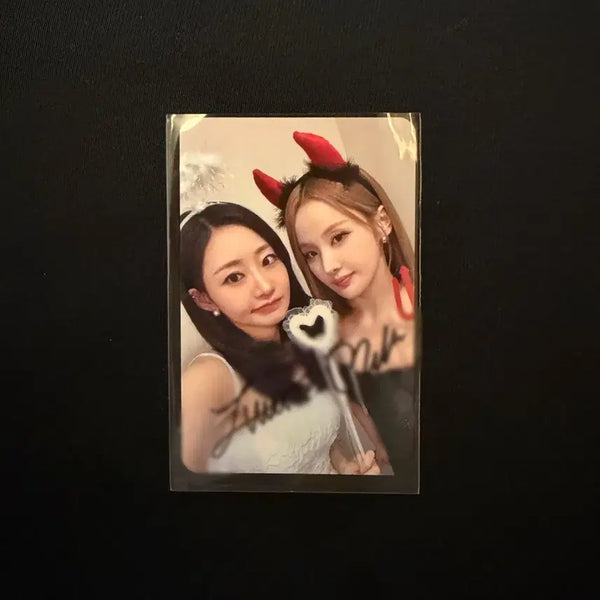 [BUNJANG] KISS OF LIFE Julie Belle Signed Photocard (MakeStar Exclusive) / 키스오브라이프 쥴리 벨 싸인포카 벨리즈 싸포 메이크스타 천사와악마