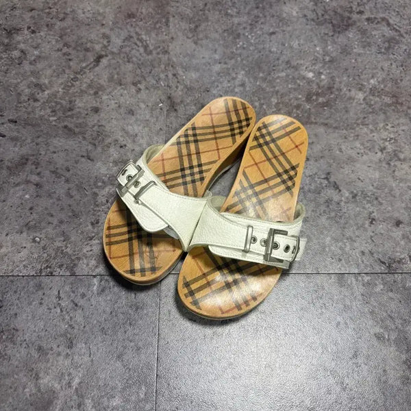 [BUNJANG] Burberry Slides / 버버리 슬리퍼 235