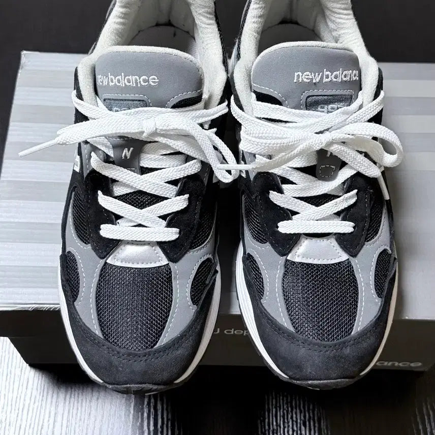 [BUNJANG] New Balance 992 Black Grey Made in USA Sneakers / 뉴발란스992 블랙 그레이 메이드인 USA 250 급처..!