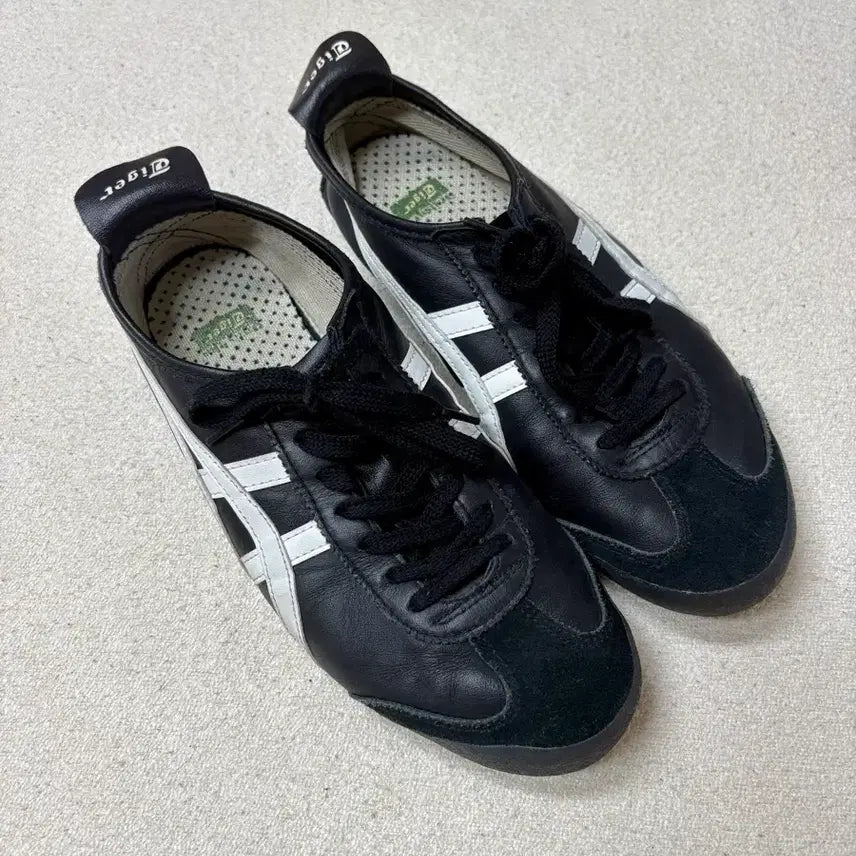 [BUNJANG] Onitsuka Tiger Mexico 66 Black White Shoes (260mm) / 오니츠카타이거 멕시코 66 블랙 화이트 260