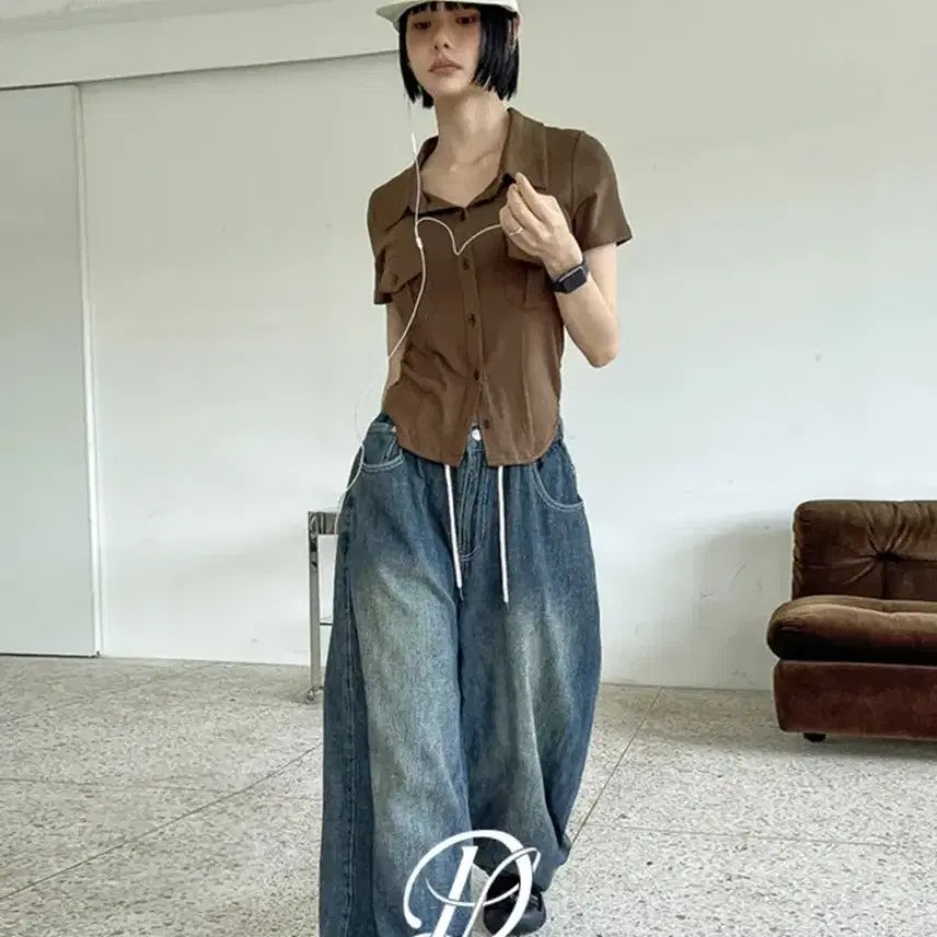 [BUNJANG] Dangdangirl Two-Pocket Slim Fit Short Sleeve Shirt / 당당걸 제시 투포켓 슬림핏 마스코트 반팔 셔츠