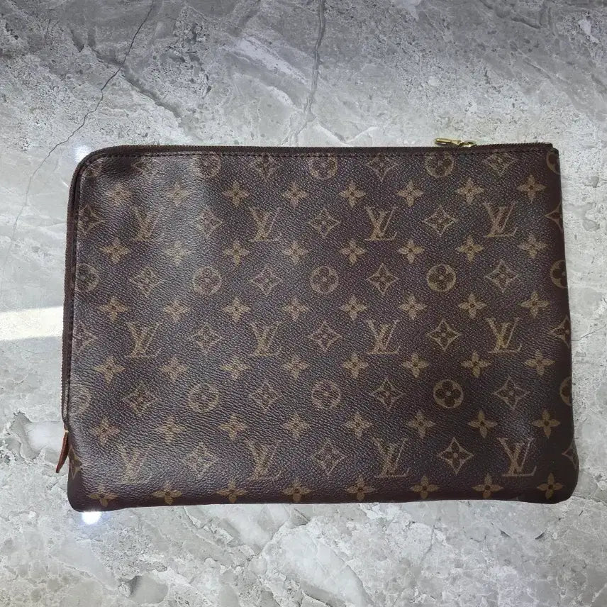 [BUNJANG] Louis Vuitton Monogram Etui Voyage MM Zip Pouch Bag / 루이비통 모노그램 에튀 보야주 mm 지퍼 클러치백