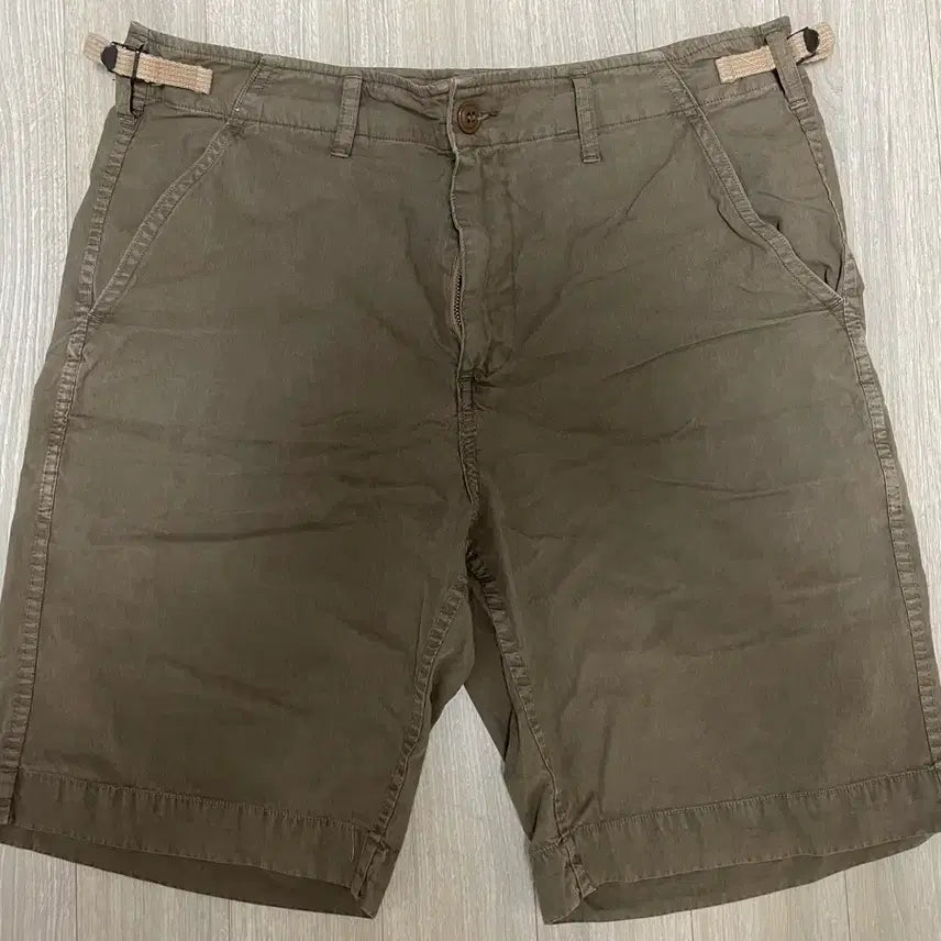 [BUNJANG] Blind Files Shorts Khaki Size 1 / 블라인드파일즈 쇼츠 카키 1사이즈(판매 및 교환)