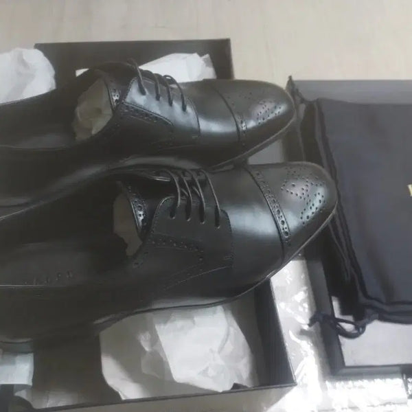 [BUNJANG] Polo Ralph Lauren Purple Label Black Cap-Toe Shoes / 폴로 랄프로렌 퍼플라벨 더로우