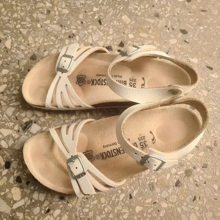 [BUNJANG] Birkenstock Bali Sandals (Size 225) / 버켄스탁 발리 샌들 225