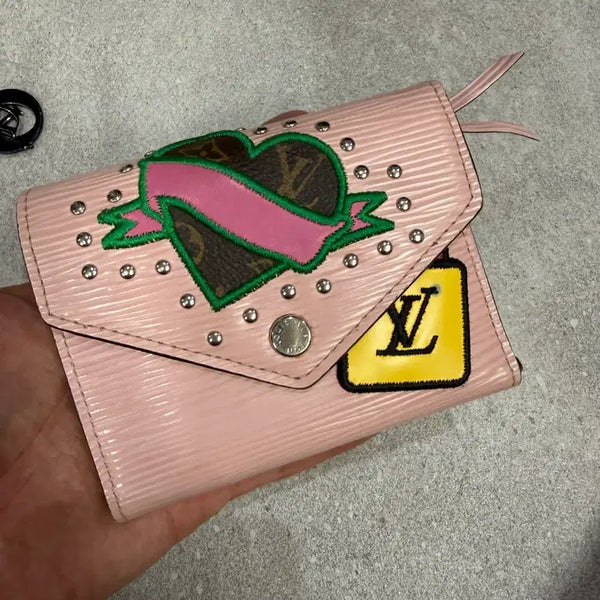 [BUNJANG] Louis Vuitton Epi Heart Patch Card Holder Pink / 루이비통 핑크 에피 카드 지갑