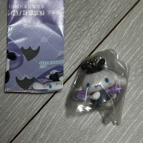 [BUNJANG] Bandai Sanrio Devil Swing Gacha Yumemiru Devil Cinnamoroll Charm / 반다이 산리오 악마 스윙 가챠 유메미루 데빌 시나모롤