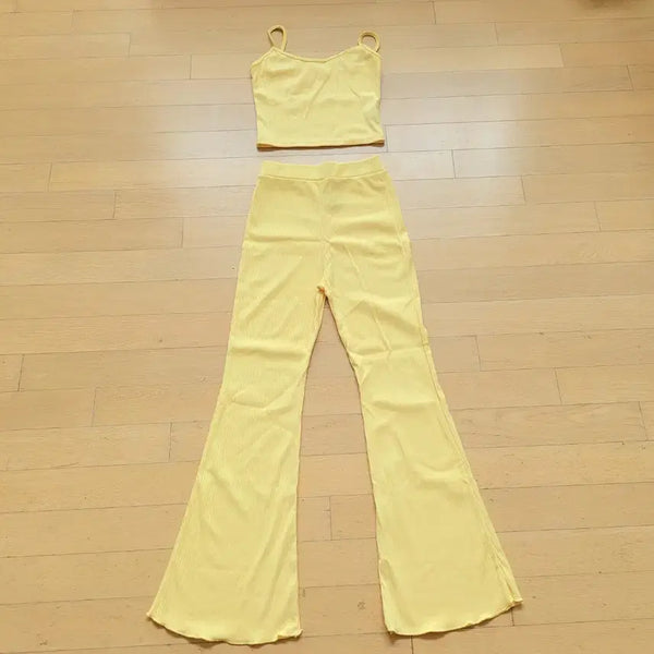 [BUNJANG] Camisole Sleeveless Crop Top & Flare Pants Set / 캐미솔 슬리브리스 끈나시 팬츠세트 set 크롭탑 부츠컷 나팔바지 잔골지