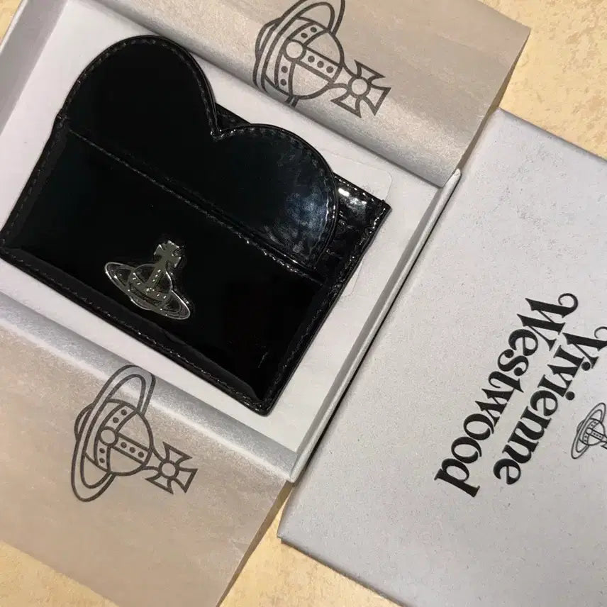 [BUNJANG] Vivienne Westwood Patent Heart Card Holder / 비비안웨스트우드 하트 카드지갑 (유광)