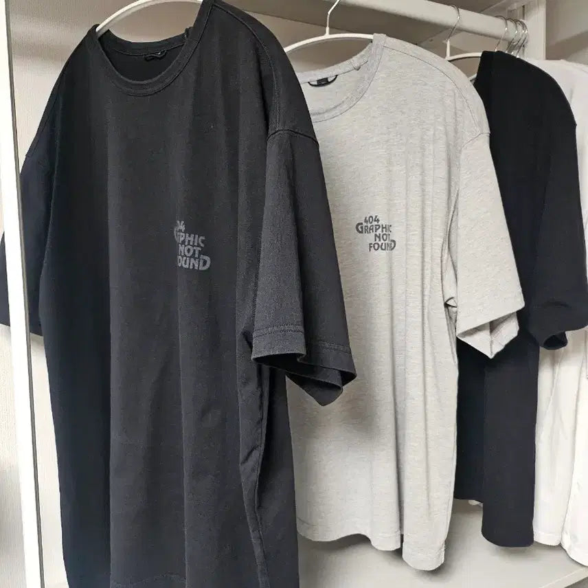 [BUNJANG] Moif SS25 Half-Sleeve T-Shirt Set (Black + Grey) / (1+1)모이프 SS25 반팔 2size 두장 세트 가격