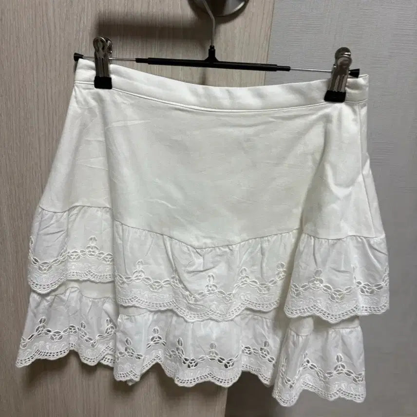 [BUNJANG] Riel Frill Skirt White S / 새상품 리엘 프릴 스커트 화이트 S