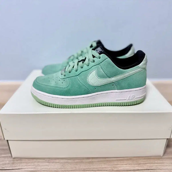 [BUNJANG] Nike Air Force 1 Mint Suede Sneakers (230mm) / 나이키 에어포스 1 민트 스웨이드 230mm
