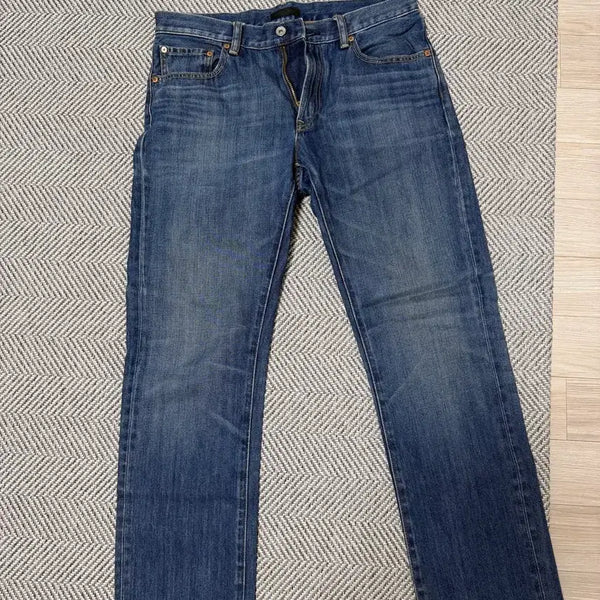 [BUNJANG] Uniqlo Straight Fit Jeans / [32] 유니클로 스트레이트핏 청바지