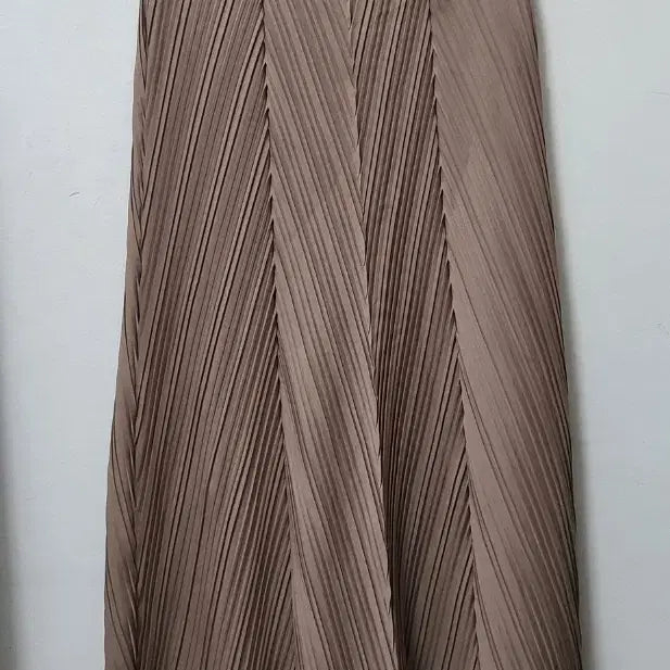 [BUNJANG] Pleated Long Dress - Brown / 플리츠 롱원피스 브라운