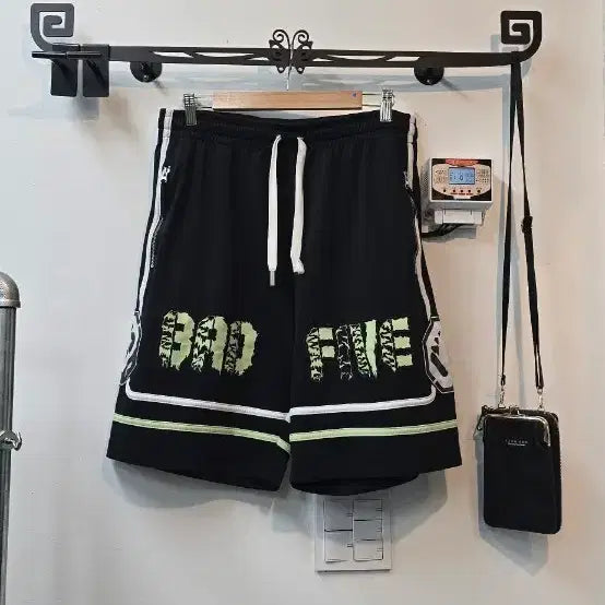 [BUNJANG] Li-Ning BadFive Lettering Embroidered Street Basketball Shorts XL / [XL] 리닝 배드파이브(BadFive) 레터링 자수 스트리트 농구 반바