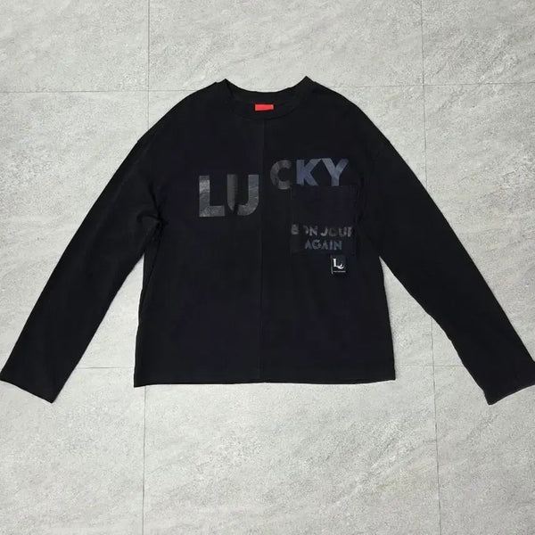 [BUNJANG] Lucky Chouette Oversized Lettering Pocket Black Long Sleeve T-Shirt (Size 38) / 럭키슈에뜨 오버핏 레터링 포켓 블랙 긴팔 티셔츠 (38사이즈)