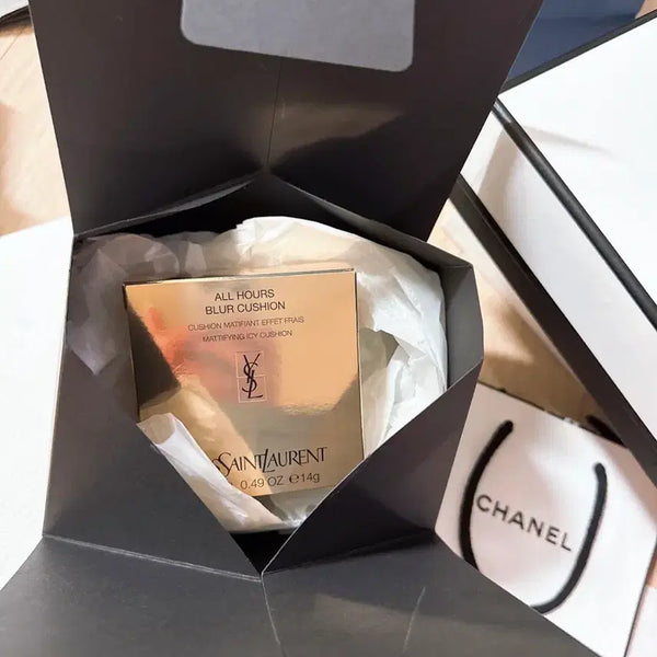 [BUNJANG] Yves Saint Laurent All Hours Blurring Cushion / [입생로랑]  올아워 블러 쿠션