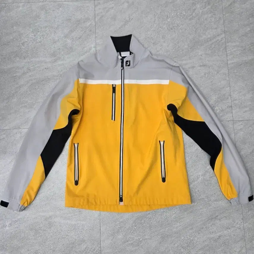 [BUNJANG] FootJoy TOUR XP Functional Windbreaker Jacket (Yellow/Gray/Black) - Size L / [국내정품] 풋조이 TOUR XP 기능성 바람막이 자켓 (L사이즈)