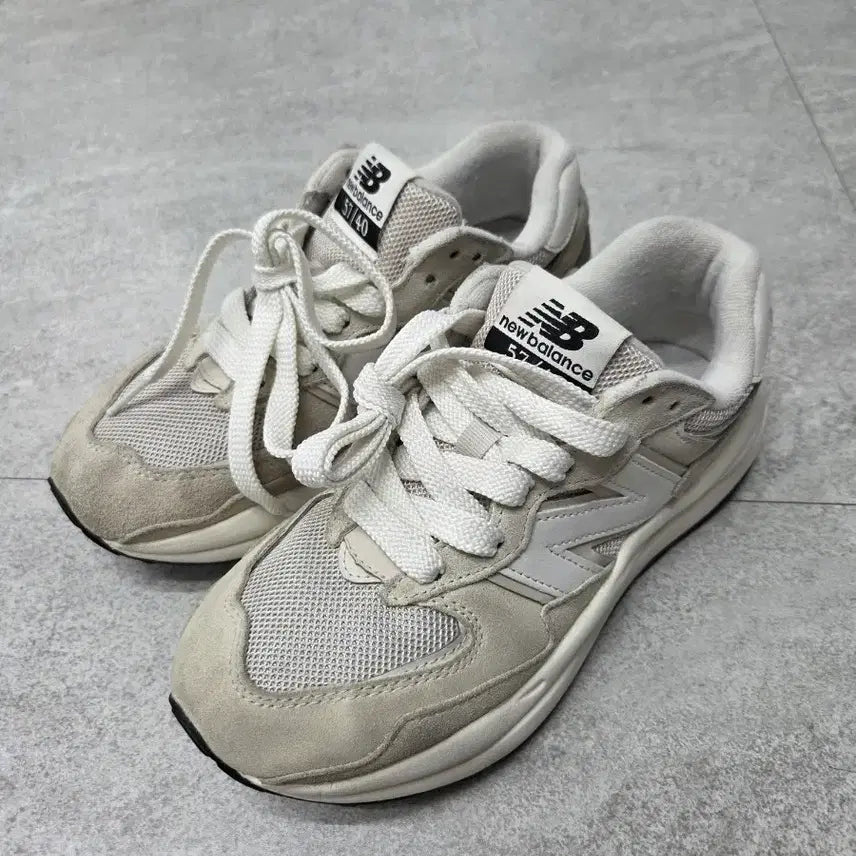 [BUNJANG] New Balance 57/40 Ivory Grey Sneakers (M5740VPD) / [ 230 ] 뉴발란스 57/40 아이보리그레이 (M5740VPD)