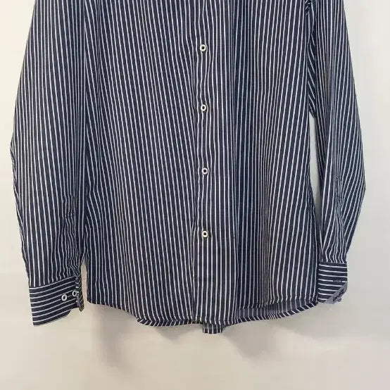 [BUNJANG] Larenti Striped Slim Fit Shirt / 라첸티 스트라이프 슬림핏 셔츠